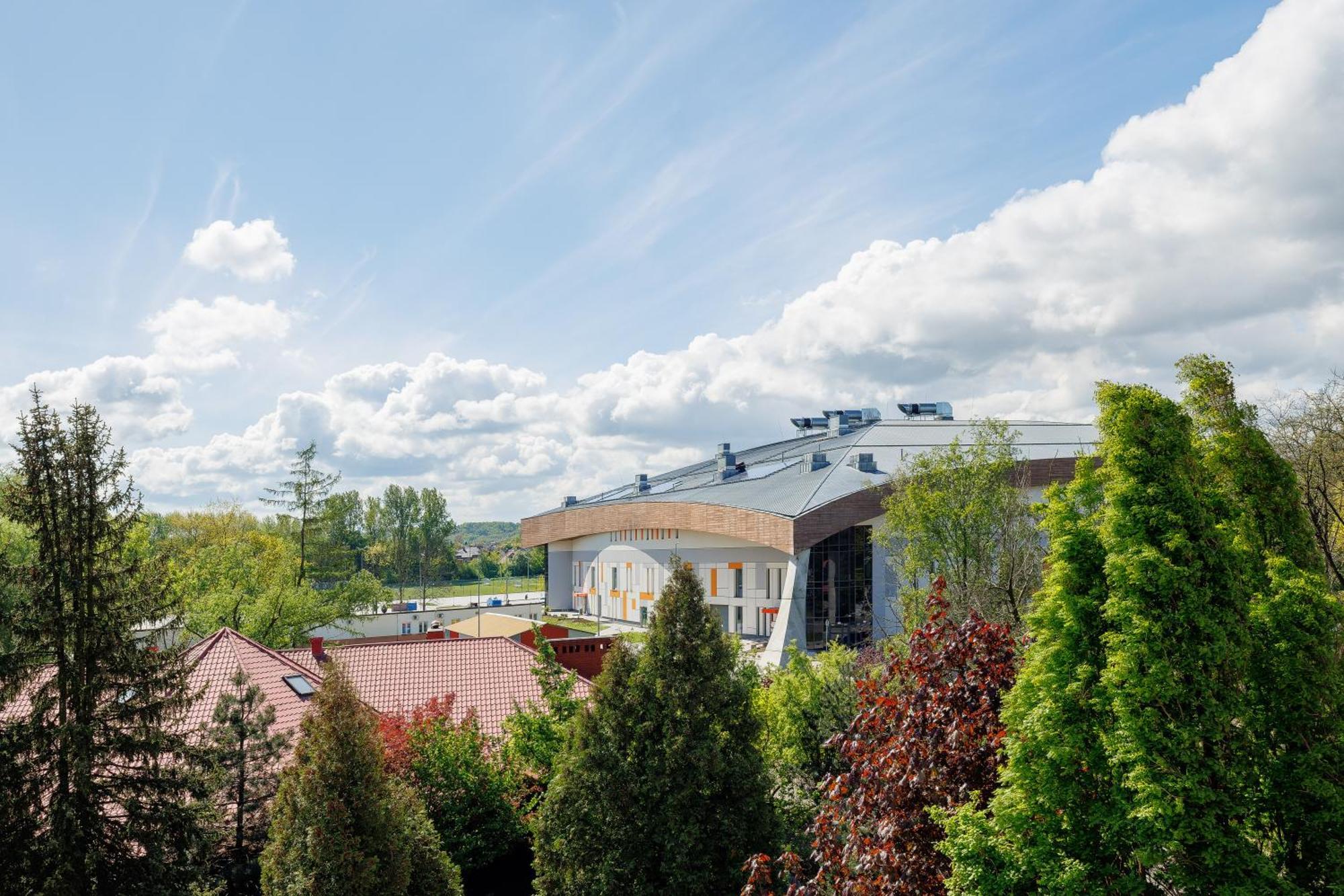 Hotel Cristal Park Tarnow Extérieur photo