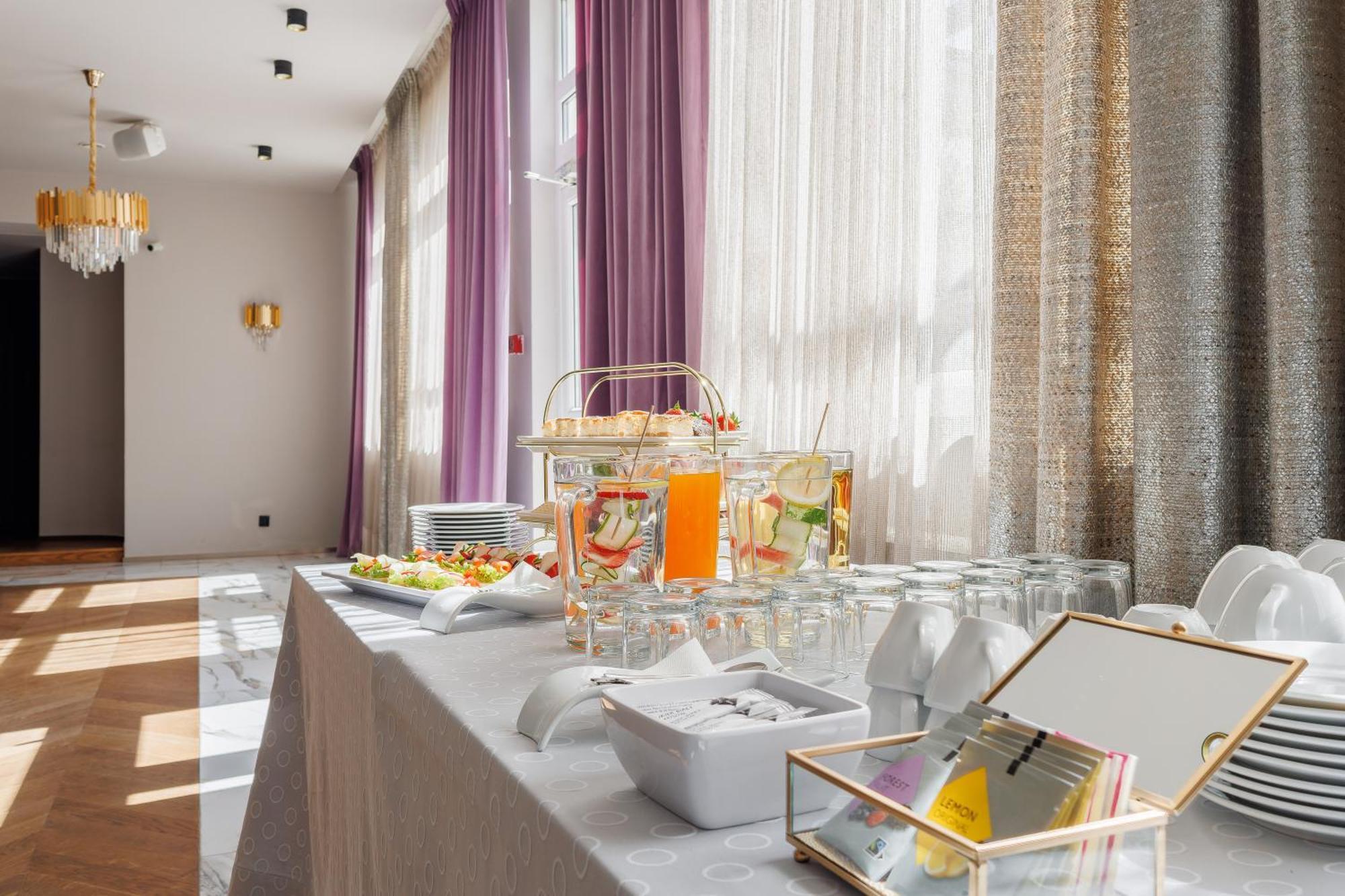 Hotel Cristal Park Tarnow Extérieur photo